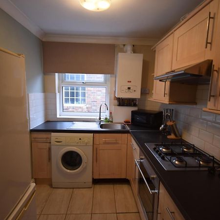 Two Bedroom Flat St Andrews Road لندن المظهر الخارجي الصورة