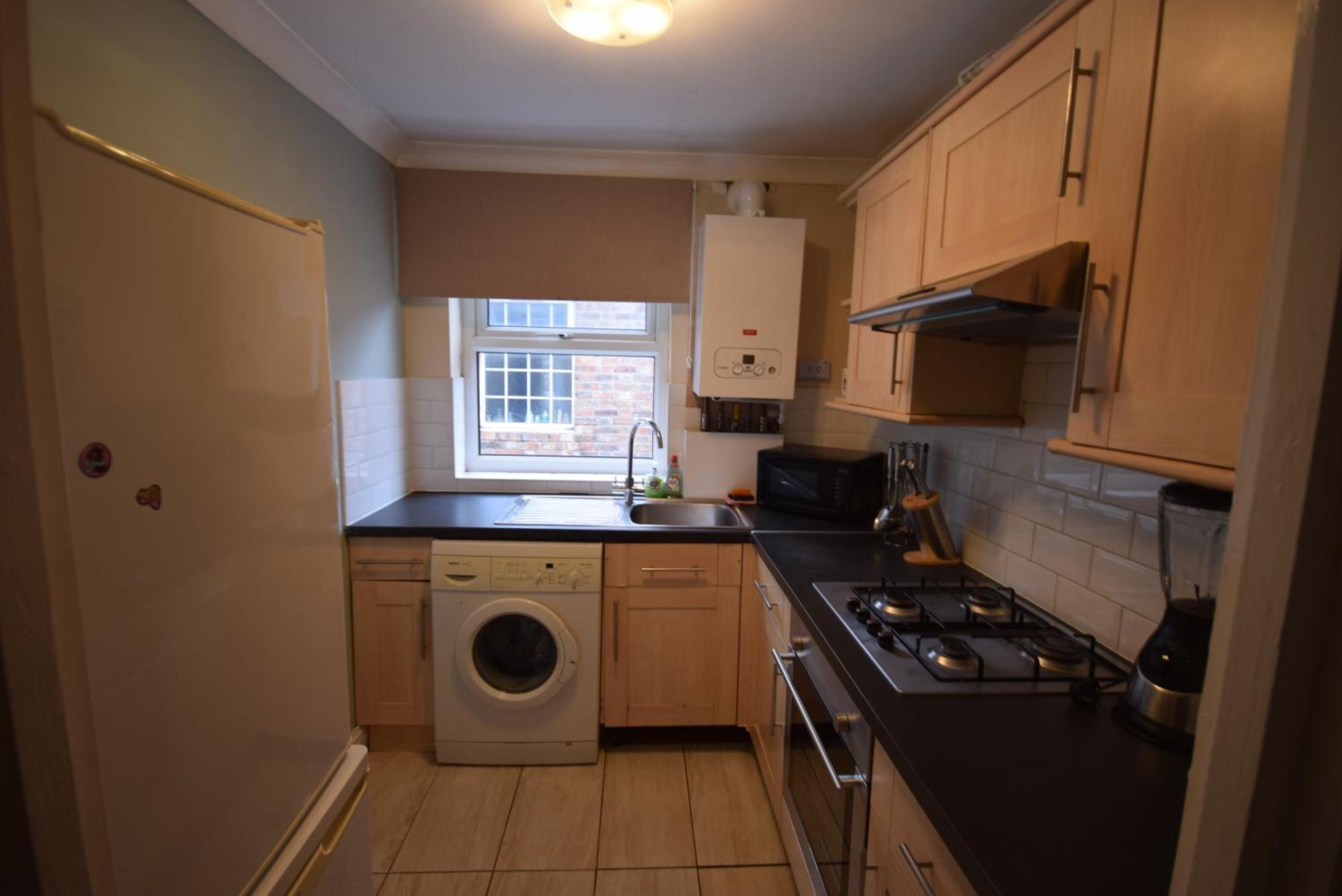 Two Bedroom Flat St Andrews Road لندن المظهر الخارجي الصورة